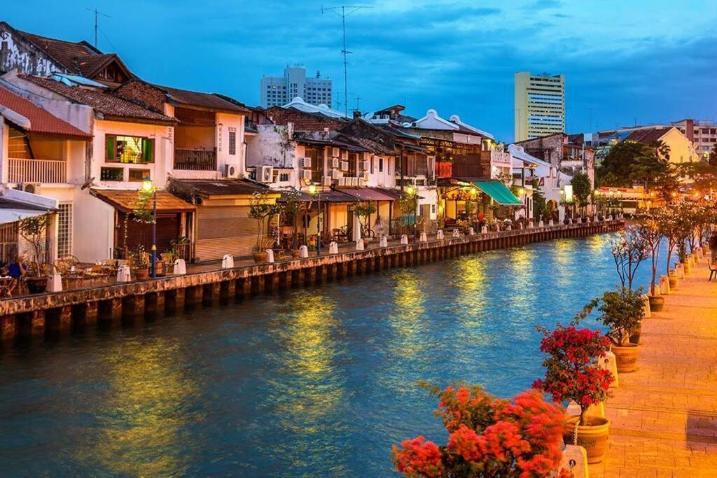Mahkota Pool View Near A'famosa & Jonker Malacca